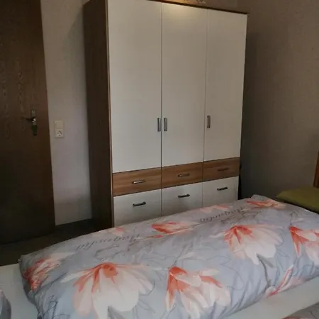 Am Waldrand Apartmán *