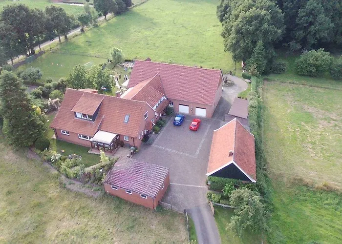 Am Waldrand 公寓 *