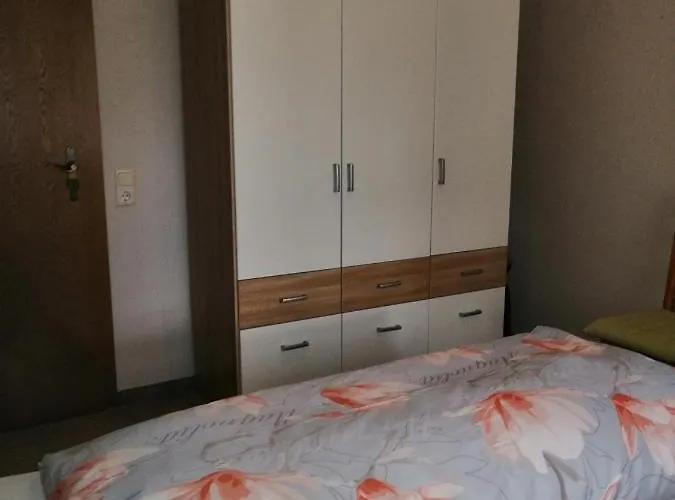 Am Waldrand Lägenhet *